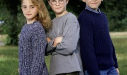 哈利波特最新金卡爆料,神秘金卡揭秘，最新剧情线索曝光